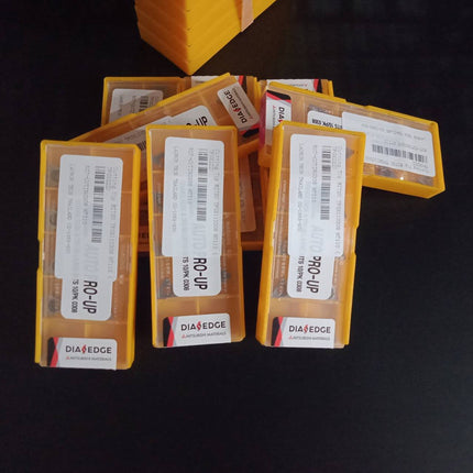 🔥พร้อมส่ง🔥เม็ดมีดกลึงเซรามิค เม็ดมีดกลึง ใบมีดกลึงคาร์ไบด์ ใบมีดเจียรจาน  ราคา/กล่อง สินค้าในไทย