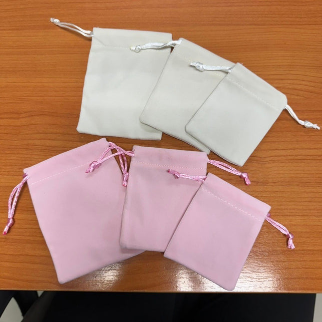 🚚พร้อมส่ง🚚ถุงผ้ากำมะหยี่หูรูด กระเป๋าผ้าเชือกรูดน่ารักๆ ใส่แหวน เครื่องประดับ ของขวัญชำร่วย