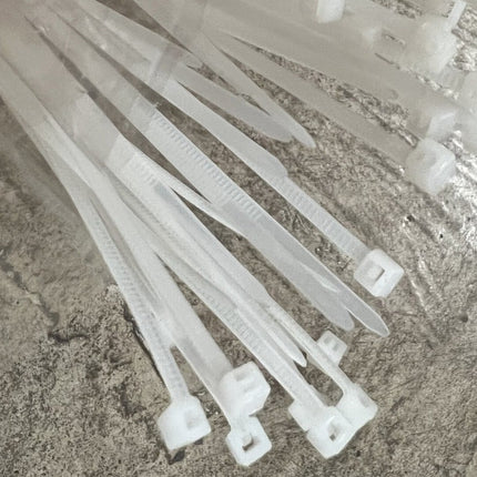 โครงสร้างไทร์ Cable Tie และอื่น ๆ ภูเขาสีขาว เข็มขัดไทร์ สายพานรัดสายไฟ กุ้งหนวด ระบบควบคุมซอฟต์แวร์สายพานลำเลียงผลิตภัณฑ์พร้อมส่งในไทย