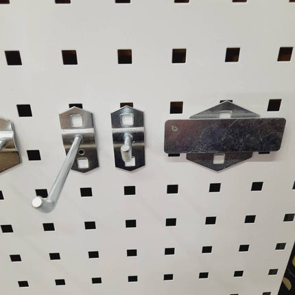 💥พร้อมส่ง💥 ตะขอ แขวน ฮุกเหล็ก Hook ตะขอคู่ ใช้กับ Pegboard ติดตั้งง่ายแข็งแรง สินค้าพร้อมส่ง